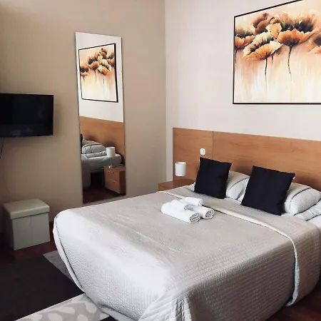 ゲストハウス アトリウム パンツィオ