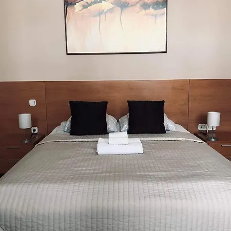 アトリウム パンツィオ エステルゴム