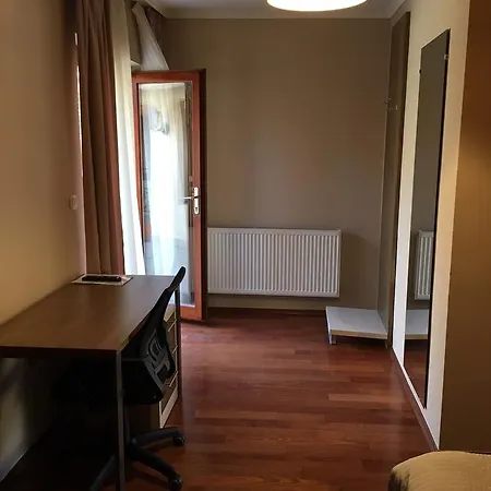 ゲストハウス アトリウム パンツィオ エステルゴム