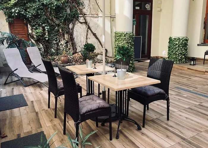 Atrium Panzio