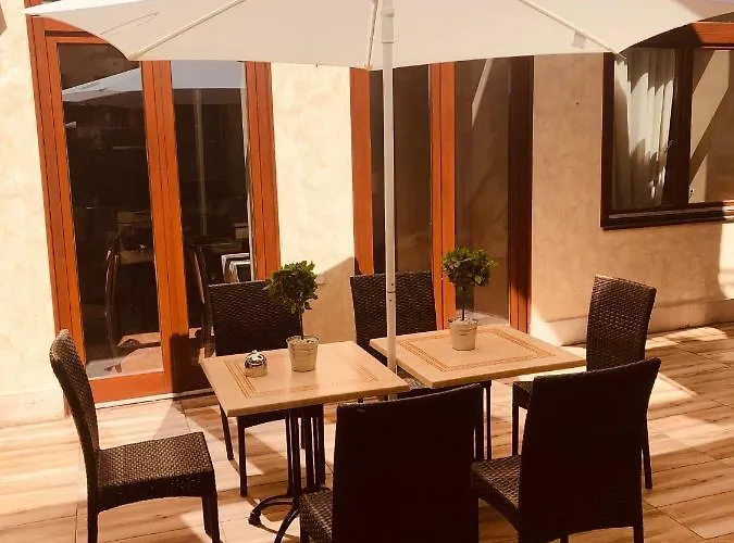 Atrium Panzio Πανσιόν